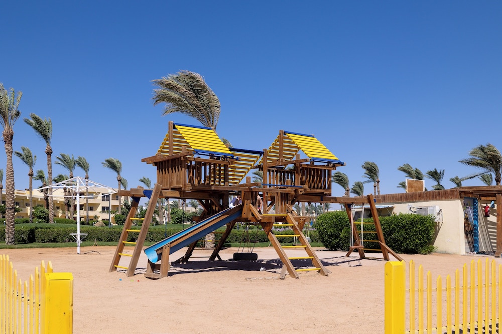 Amwaj Oyoun Resort & Casino — Attractions for children in Sharm El Sheikh, Red Sea