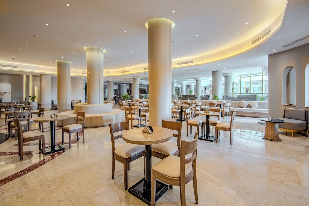 SUNRISE Aqua Joy Resort - All inclusive — Restaurant & bars in Hurghada, Red Sea