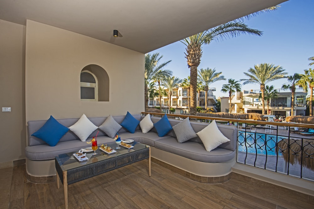 SUNRISE Aqua Joy Resort - All inclusive — Hotel rooms in Hurghada, Red Sea