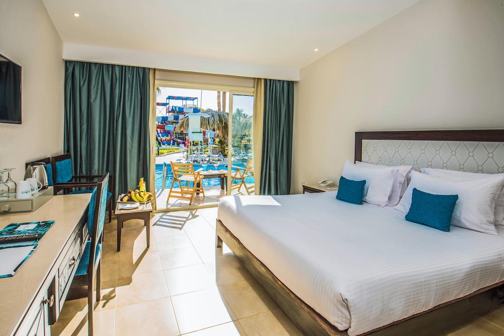 SUNRISE Aqua Joy Resort - All inclusive — Hotel rooms in Hurghada, Red Sea