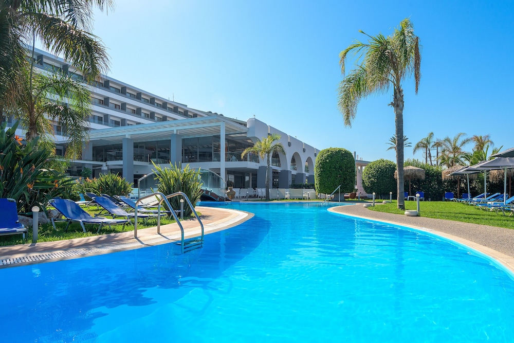 Oceanis Hotel — Swimming pool in Rhodes Town, South Aegean