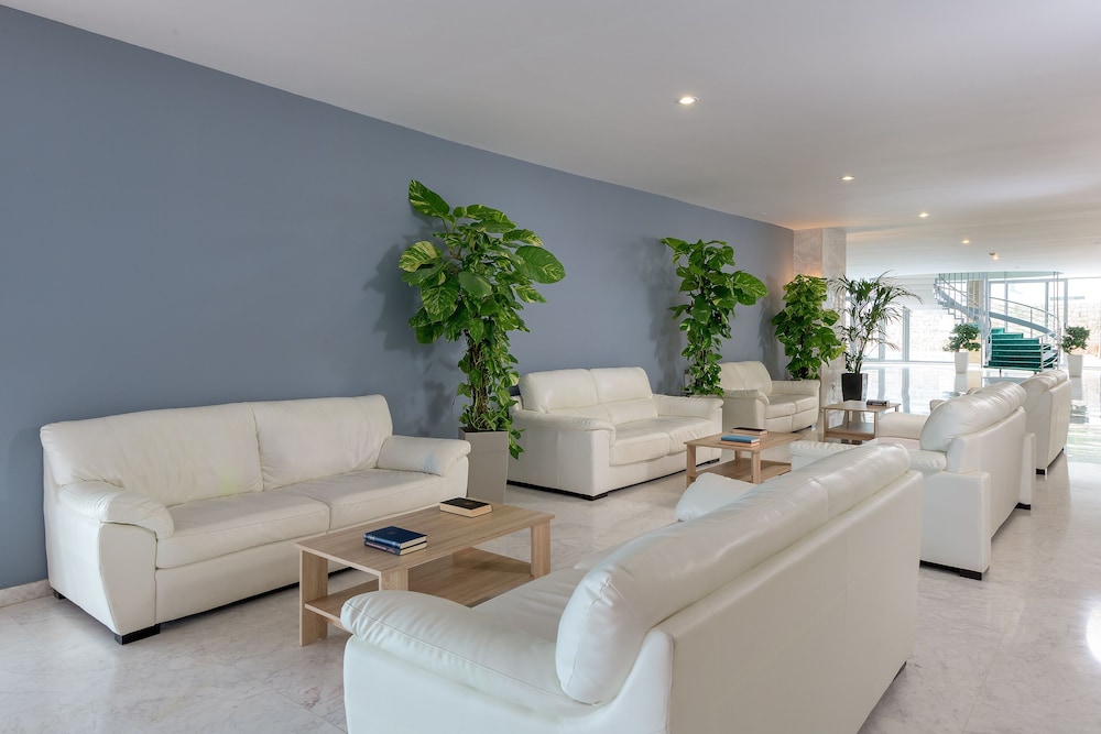 Oceanis Hotel — Hotel building in Rhodes Town, South Aegean