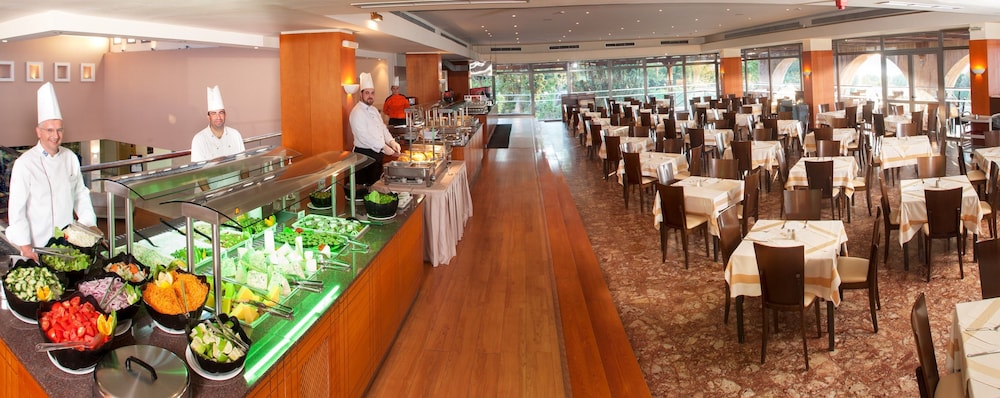 Oceanis Hotel — Restaurant & bars in Rhodes Town, South Aegean