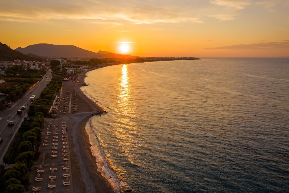 Oceanis Hotel — Beach in Rhodes Town, South Aegean