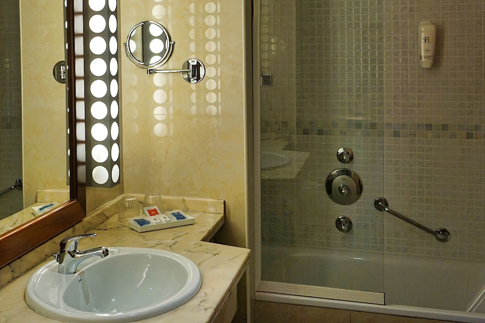 SBH Crystal Beach Hotel & Suites - Adults Only — Hotel rooms in Costa Calma, Canary Islands