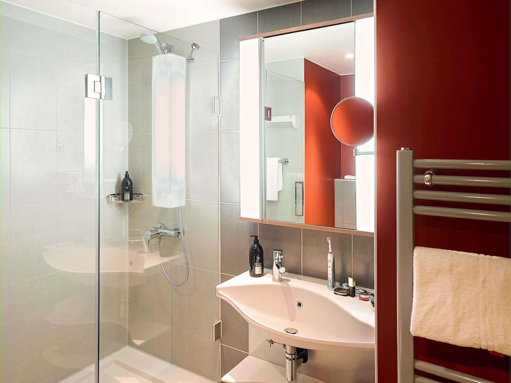 Aparthotel Adagio Köln City — Hotel rooms in Cologne, North Rhine-Westphalia
