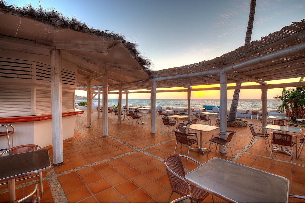 SBH Monica Beach Hotel — Restaurant & bars in Costa Calma, Canary Islands
