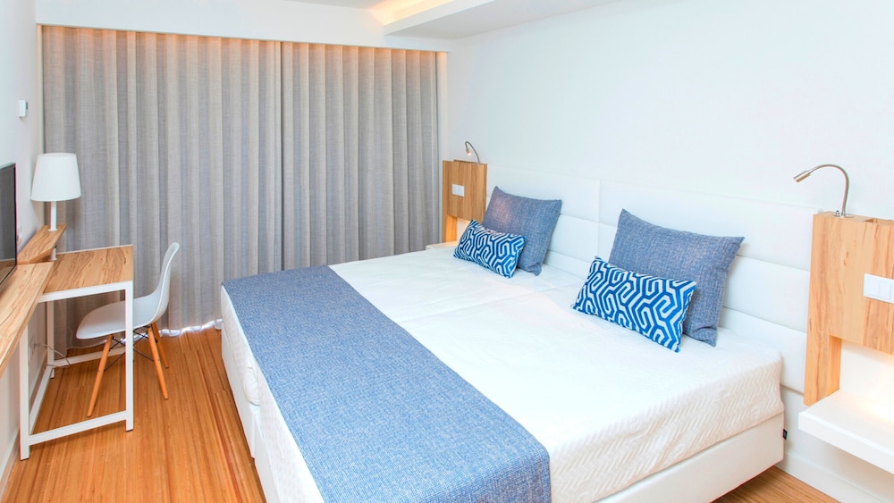 Alfagar Aparthotel — Hotel rooms in Albufeira, Faro