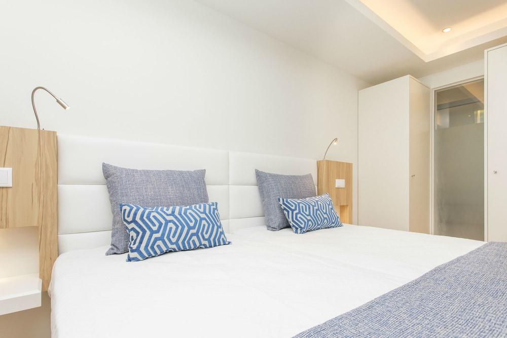Alfagar Aparthotel — Hotel rooms in Albufeira, Faro