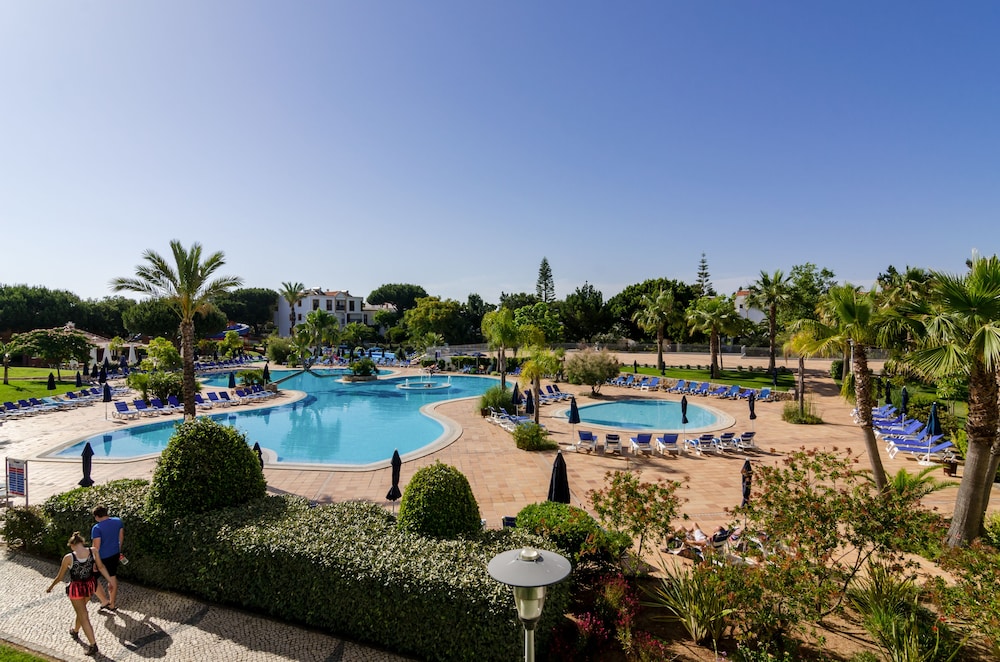 Alfagar Aparthotel — Swimming pool in Albufeira, Faro