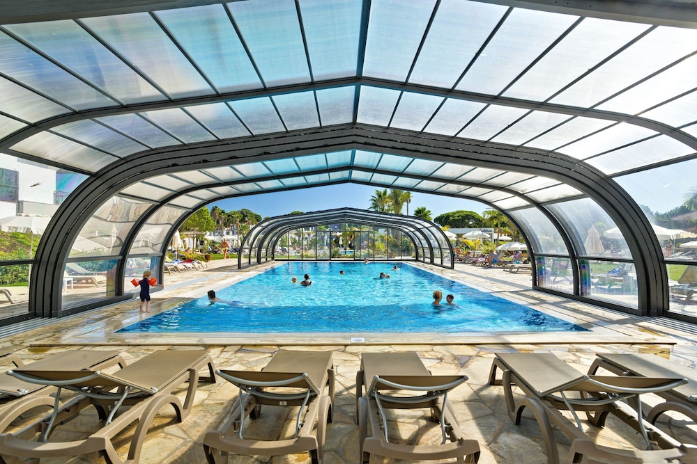 Alfagar Aparthotel — Swimming pool in Albufeira, Faro