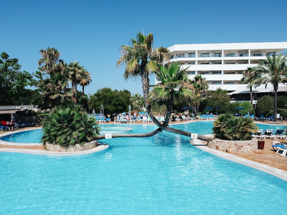 Alfagar Aparthotel — Swimming pool in Albufeira, Faro