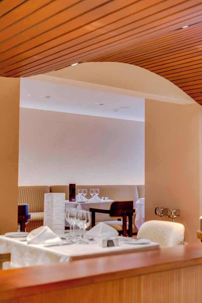 Falésia Hotel - Adults Only — Restaurant in Albufeira, Faro