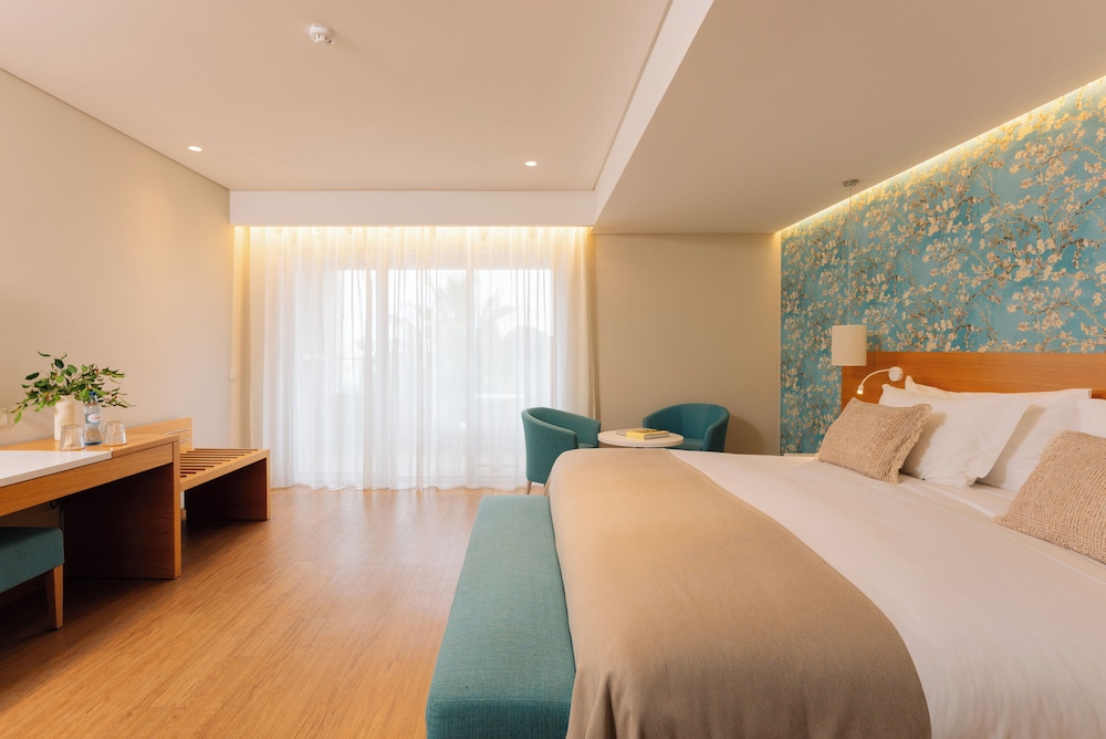 Falésia Hotel - Adults Only — Rooms in Albufeira, Faro