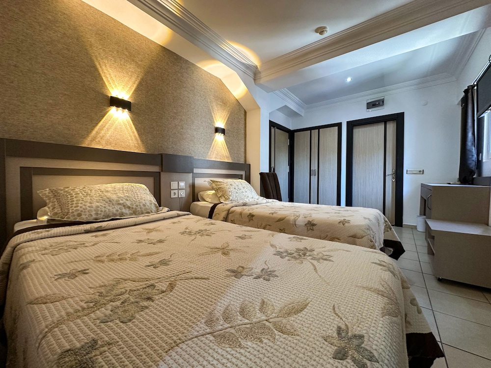 Monte Carlo Hotel - All Inclusive — Hotel rooms in Alanya