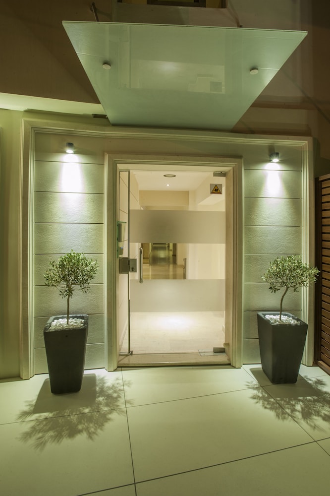 Hotel Galaxias — Hotel building in Rhodes Town, South Aegean