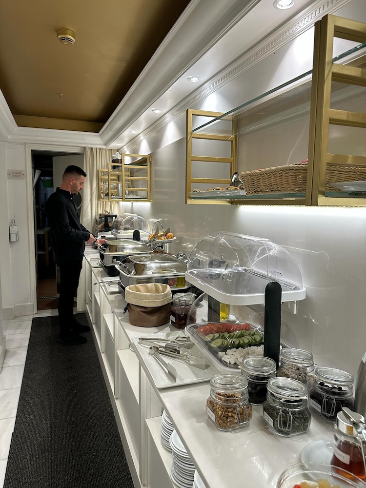 Hotel Galaxias — Restaurant & bars in Rhodes Town, South Aegean