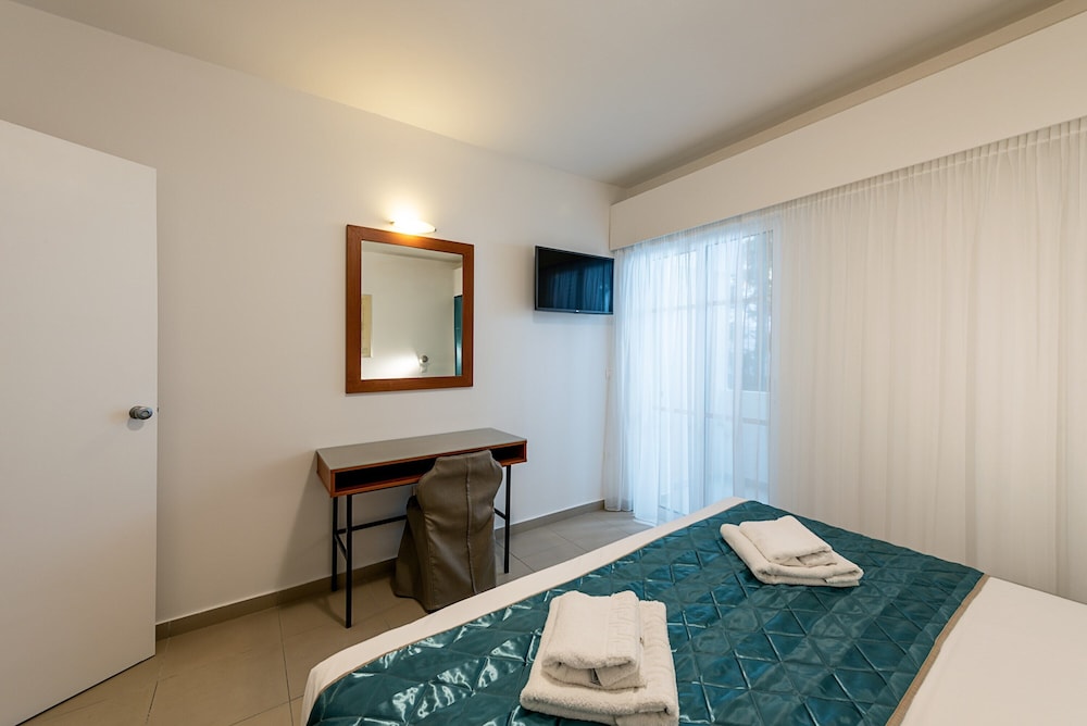 Hotel Galaxias — Hotel rooms in Rhodes Town, South Aegean