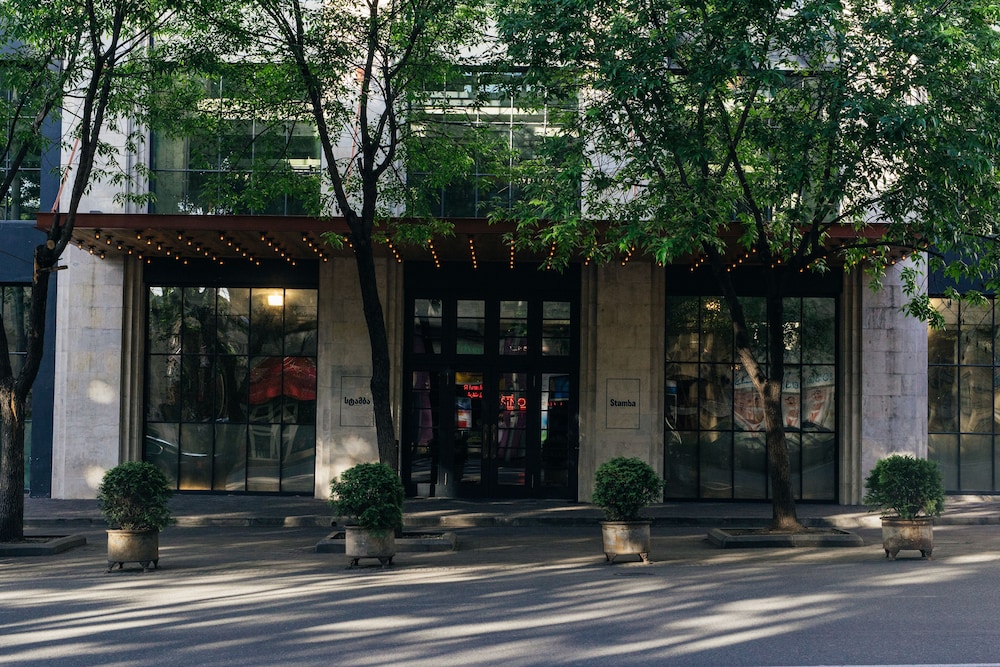 Stamba Hotel - zdjęcie 2