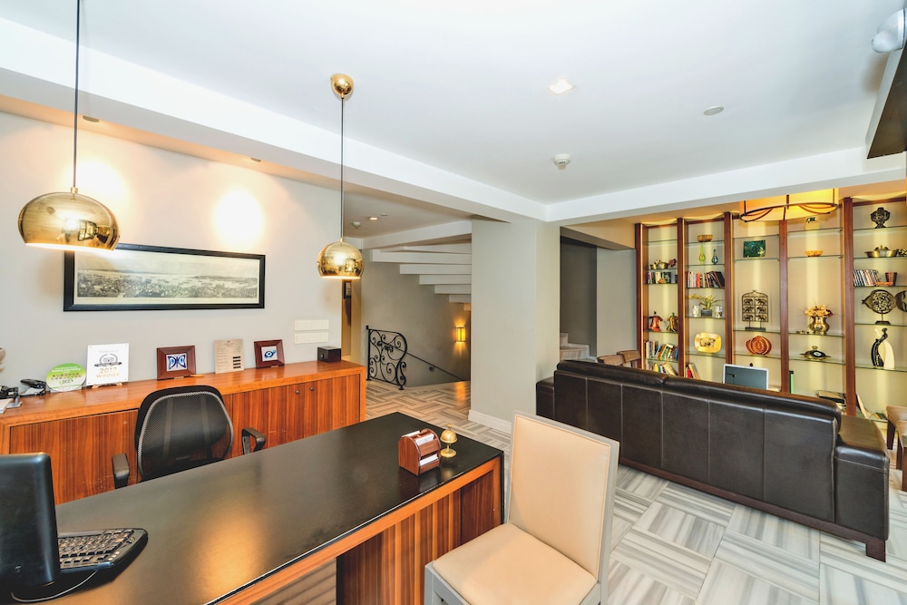 Agora Life Hotel - Special Class — Hotel building in Istanbul, Istanbul