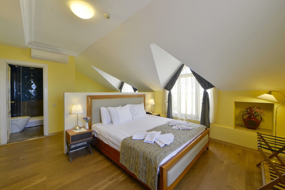 Agora Life Hotel - Special Class — Hotel rooms in Istanbul, Istanbul