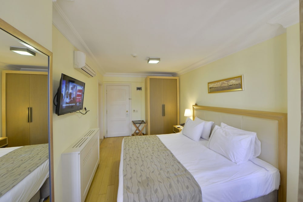 Agora Life Hotel - Special Class — Hotel rooms in Istanbul, Istanbul