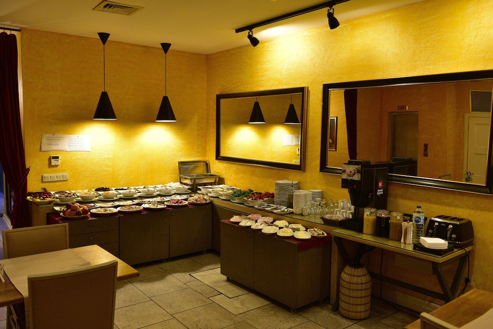 Agora Life Hotel - Special Class — Restaurant & bars in Istanbul, Istanbul