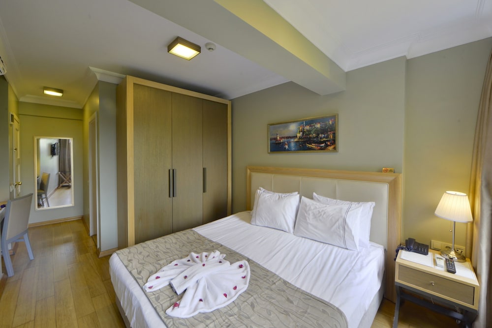Agora Life Hotel - Special Class — Hotel rooms in Istanbul, Istanbul
