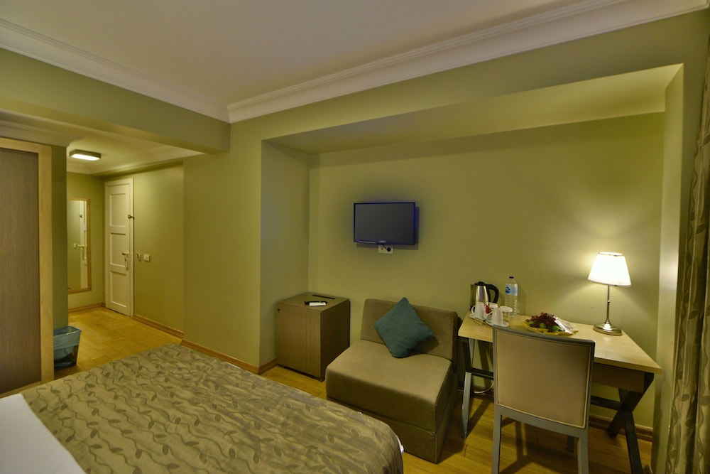 Agora Life Hotel - Special Class — Hotel rooms in Istanbul, Istanbul