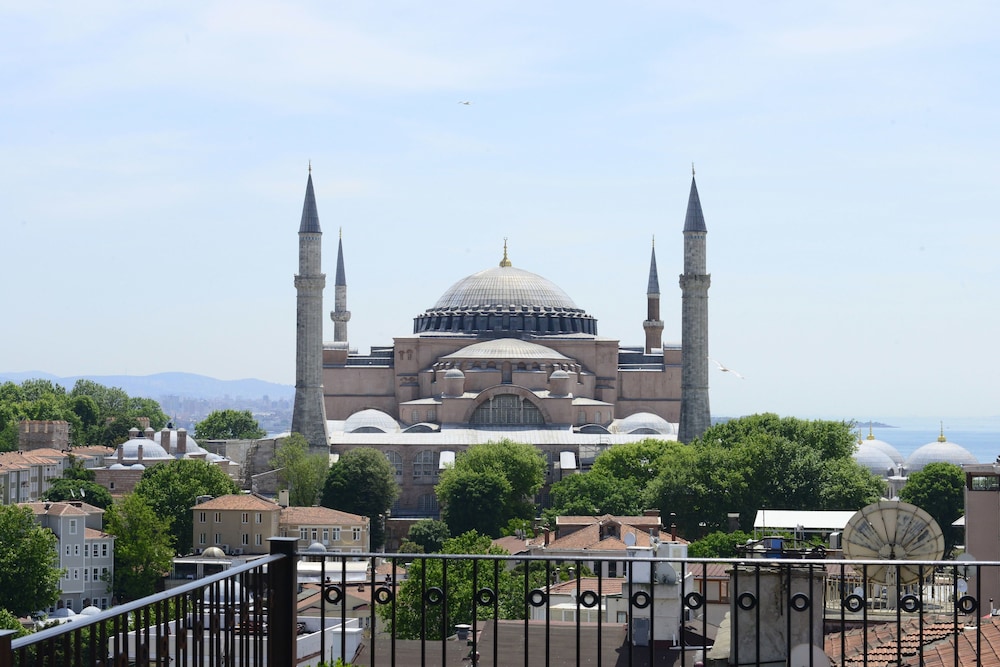 Agora Life Hotel - Special Class — Attractions in the area in Istanbul, Istanbul