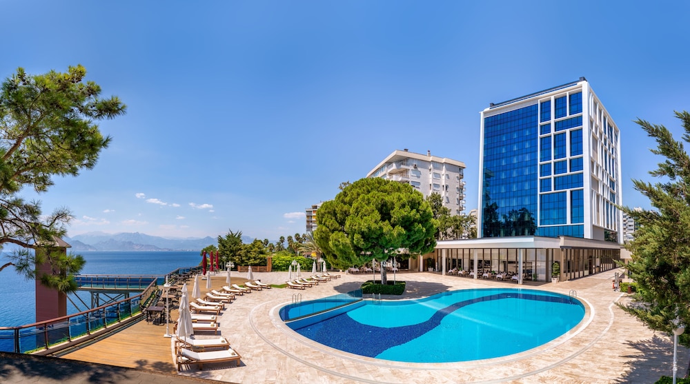 Delta Hotels Antalya Lara — Main photo in Antalya