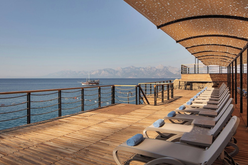 Delta Hotels Antalya Lara — Beach in Antalya