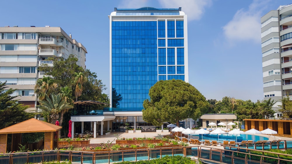 Delta Hotels Antalya Lara — Hotel building in Antalya