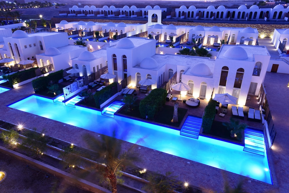 Fort Arabesque Resort, Spa & Villas — Hotel building in Makadi Bay, Red Sea