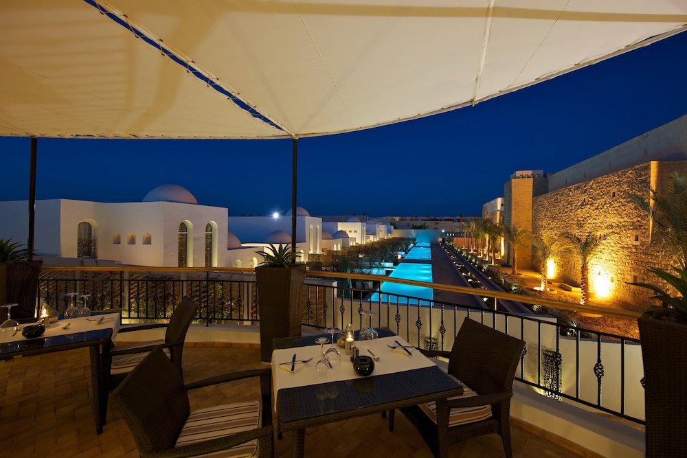 Fort Arabesque Resort, Spa & Villas — Hotel rooms in Makadi Bay, Red Sea