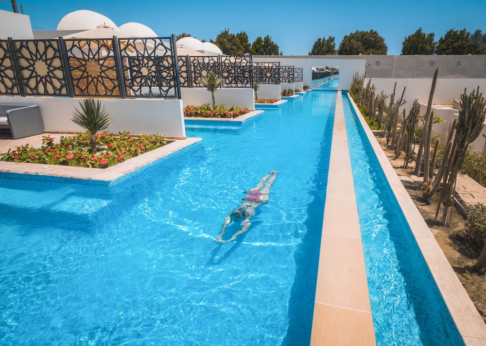 Fort Arabesque Resort, Spa & Villas — Swimming pool in Makadi Bay, Red Sea