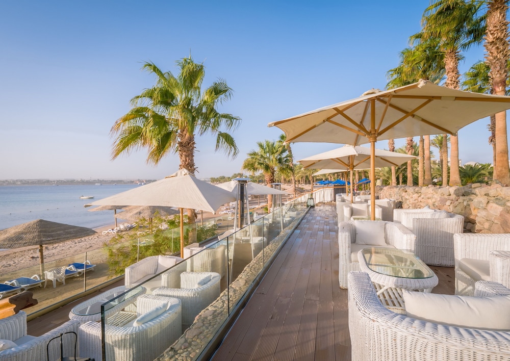 Fort Arabesque Resort, Spa & Villas — Beach in Makadi Bay, Red Sea