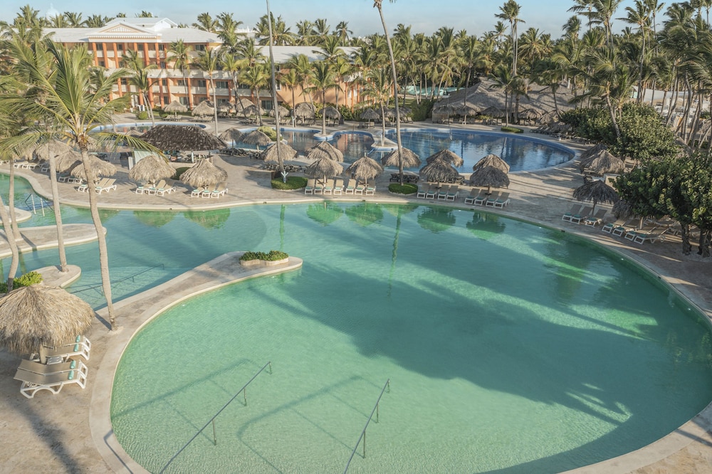 Iberostar Waves Dominicana - All Inclusive — Swimming pool in Bavaro, La Altagracia