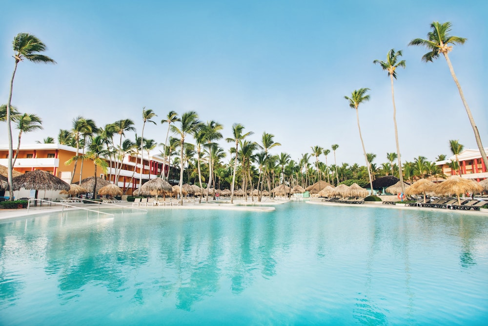 Iberostar Waves Dominicana - All Inclusive — Swimming pool in Bavaro, La Altagracia