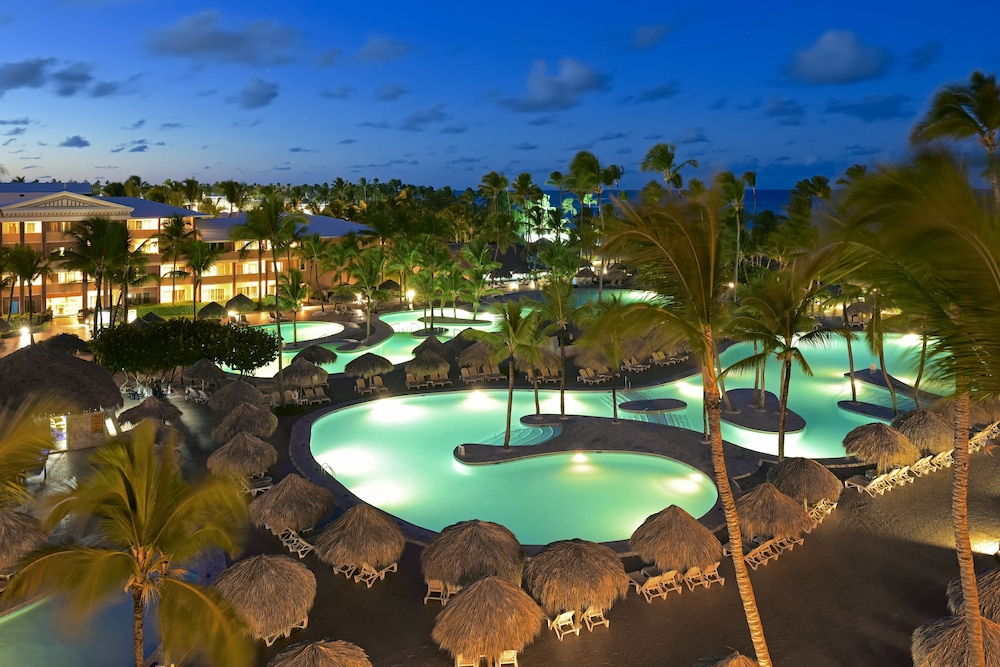 Iberostar Waves Dominicana - All Inclusive — Swimming pool in Bavaro, La Altagracia