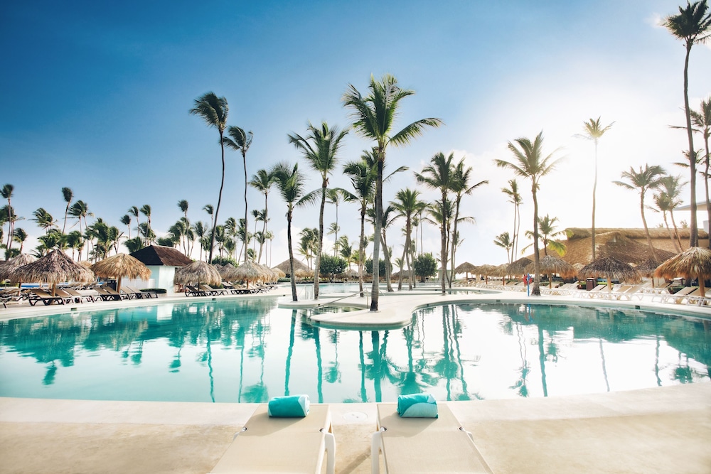 Iberostar Waves Dominicana - All Inclusive — Swimming pool in Bavaro, La Altagracia
