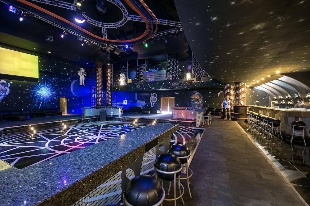 Iberostar Selection Paraíso Maya Suites - All Inclusive — Restaurant & bars in Playa del Carmen, Quintana Roo