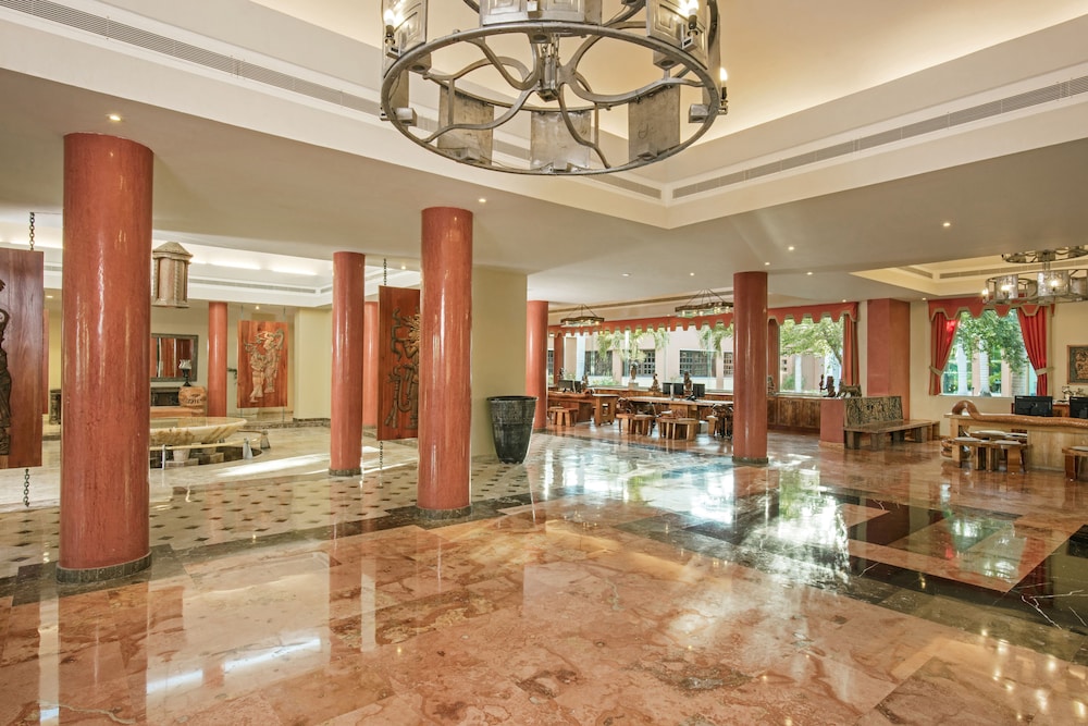 Iberostar Selection Paraíso Maya Suites - All Inclusive — Hotel building in Playa del Carmen, Quintana Roo