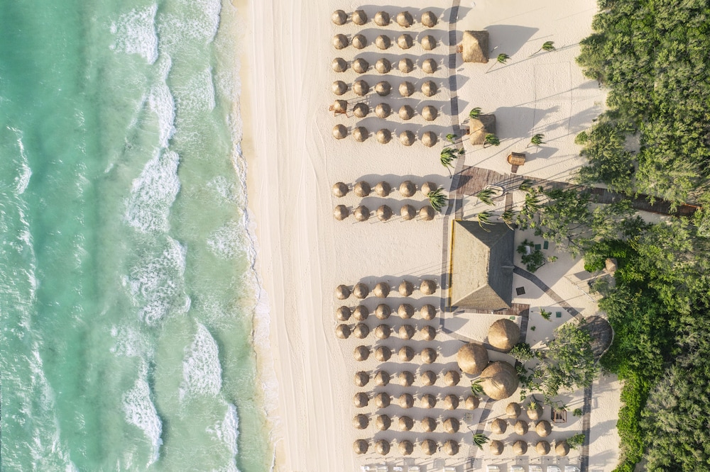 Iberostar Selection Paraíso Maya Suites - All Inclusive — Beach in Playa del Carmen, Quintana Roo