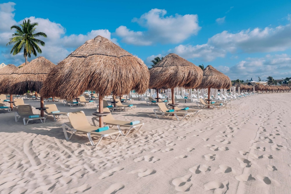 Iberostar Selection Paraíso Maya Suites - All Inclusive — Beach in Playa del Carmen, Quintana Roo