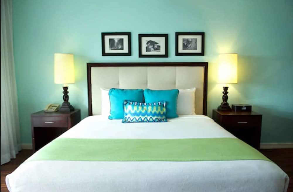 Sandy Haven Resort — Hotel rooms in Negril
