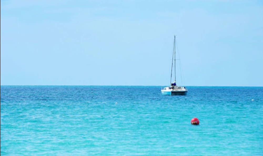 Sandy Haven Resort — Beach in Negril