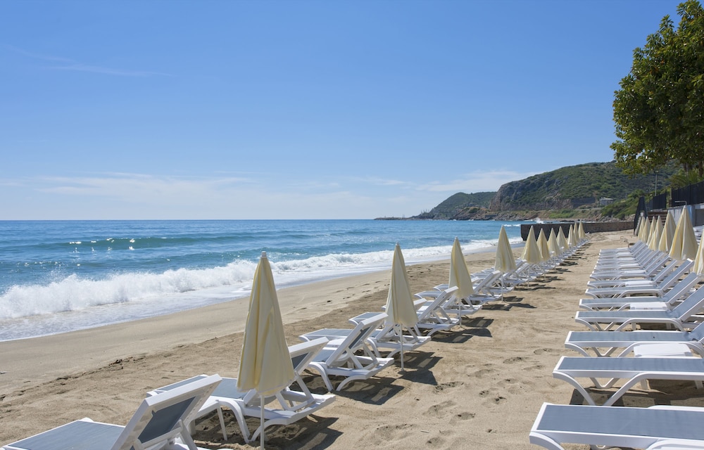 Floria Beach Hotel — Beach in Alanya