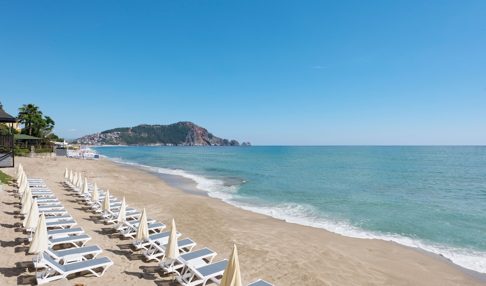 Floria Beach Hotel — Beach in Alanya