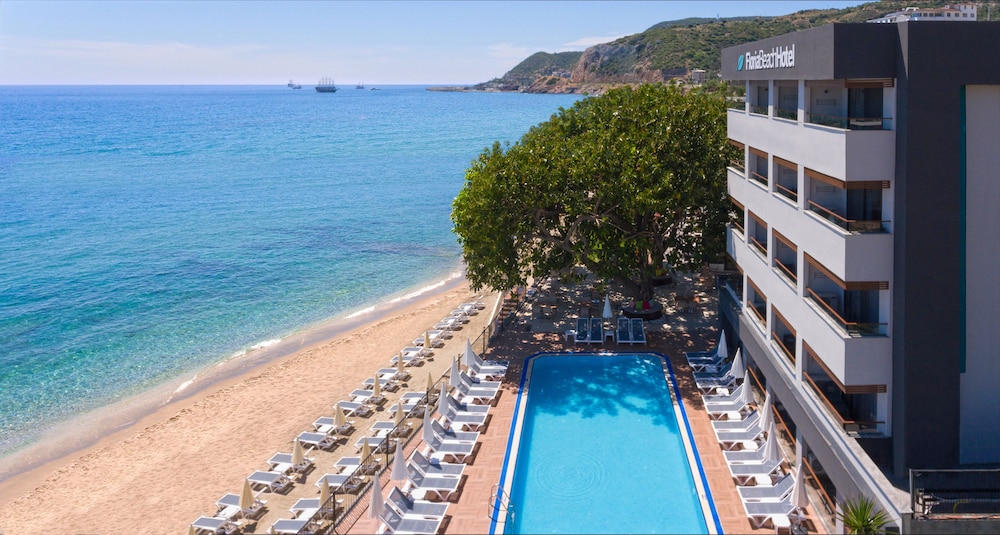 Floria Beach Hotel — Beach in Alanya